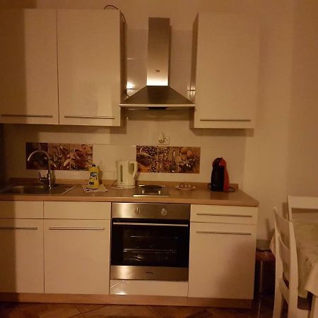 Studio Apartman Via Šibenik Eksteriør billede
